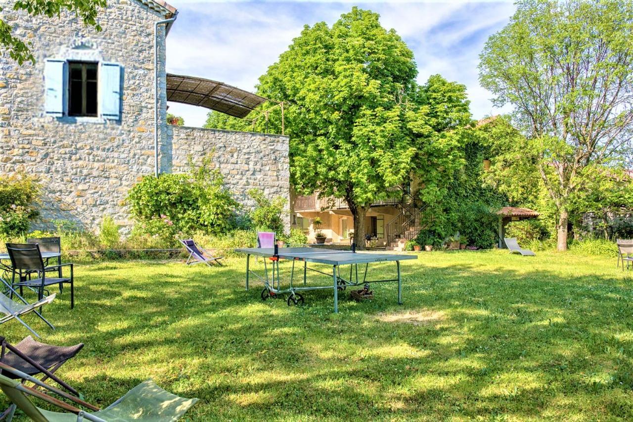 Gite De Groupe 15 A 19P, Parc, Salle De Reception - Chambres D'Hotes En Semaine Villeneuve-de-Berg Dış mekan fotoğraf