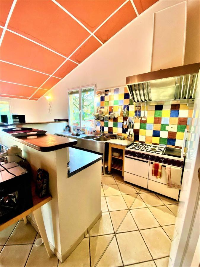 Gite De Groupe 15 A 19P, Parc, Salle De Reception - Chambres D'Hotes En Semaine Villeneuve-de-Berg Dış mekan fotoğraf